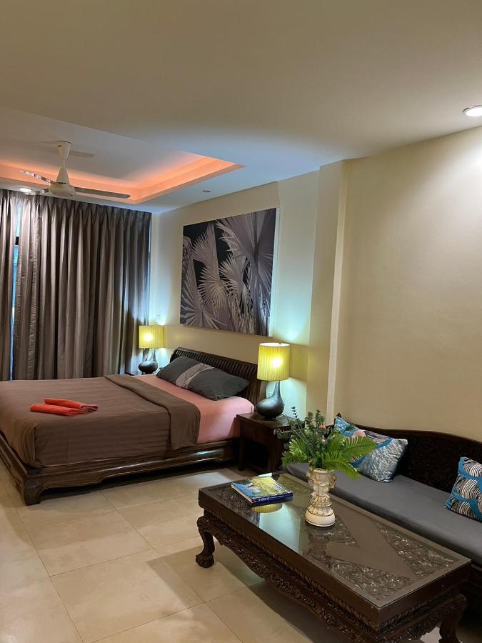 Blue Chang House Bangkok Exterior foto