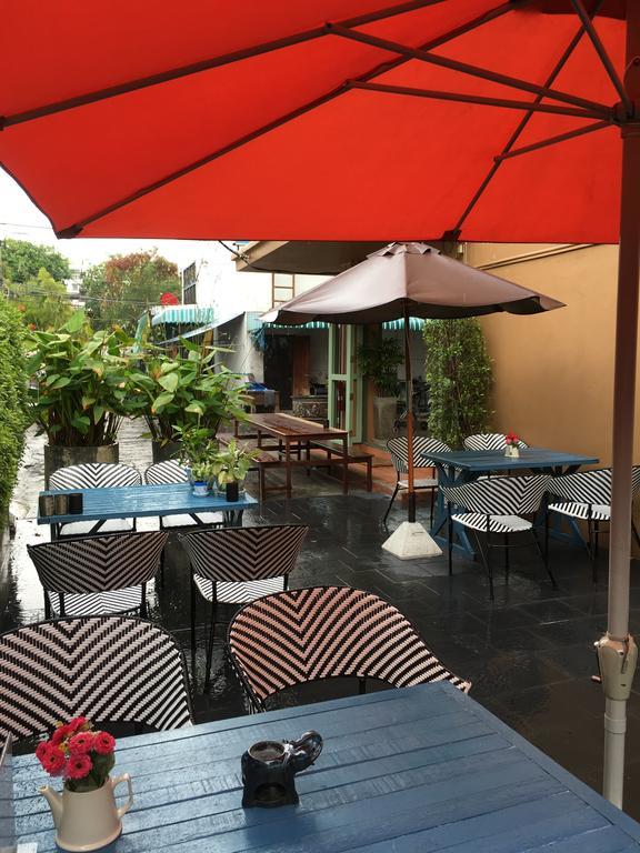 Blue Chang House Bangkok Exterior foto